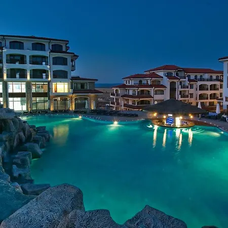 Vineyards Complex 4*